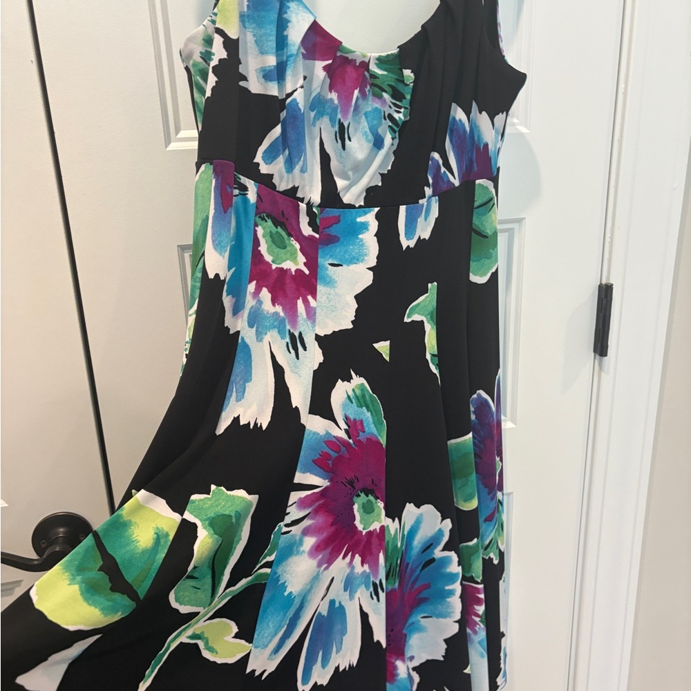 SUMMER DRESS BUNDLE - Picture 5 of 15